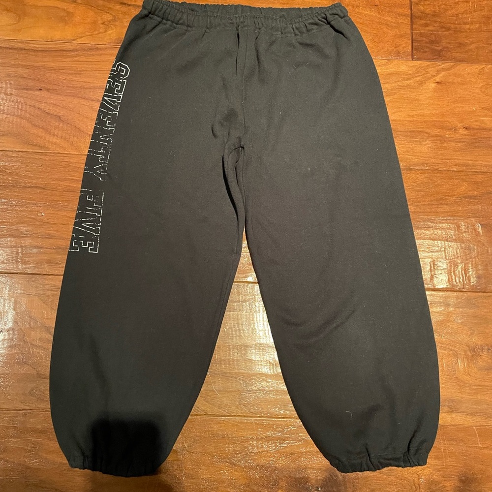 Sweatpants capris
